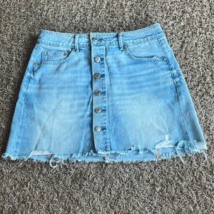 Women’s American Eagle button down jean skirt size 8